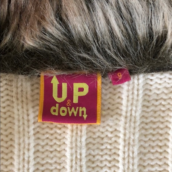 Up & Down knitted sweater size 9 - Picture 2 of 5
